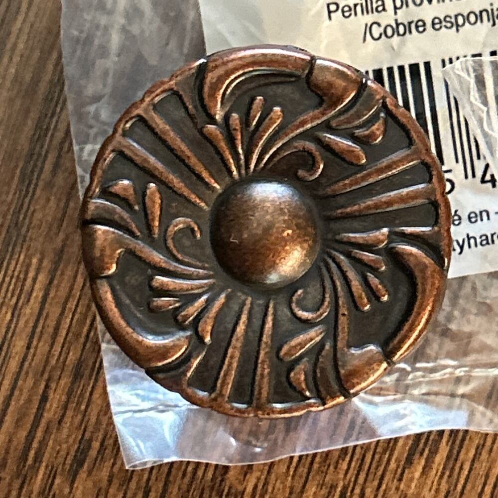 Set 4 Brainerd Provincial Knob Floral 1.5” Drawer Pulls P74580W SPONGED COPPER